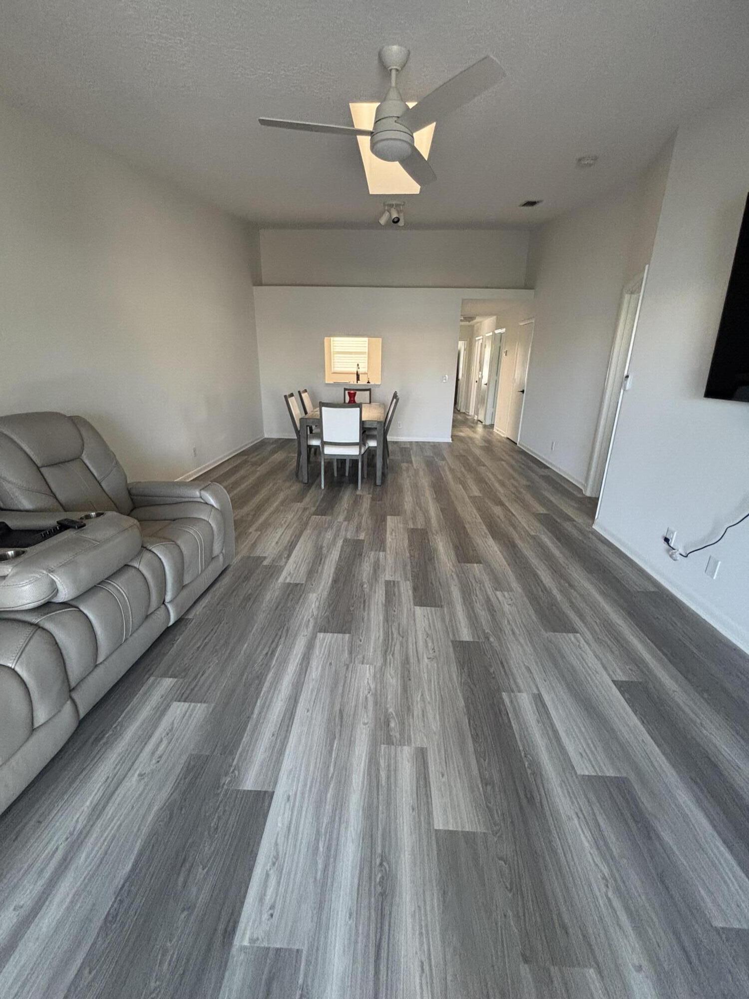 NORTH PALM BEACH VILLAGE OF - Residential Lease