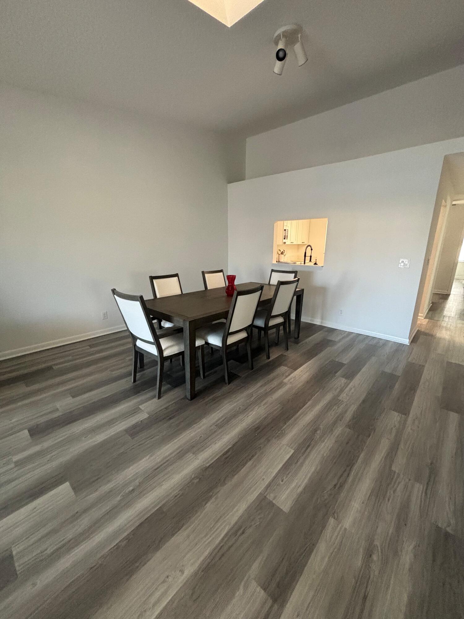 NORTH PALM BEACH VILLAGE OF - Residential Lease
