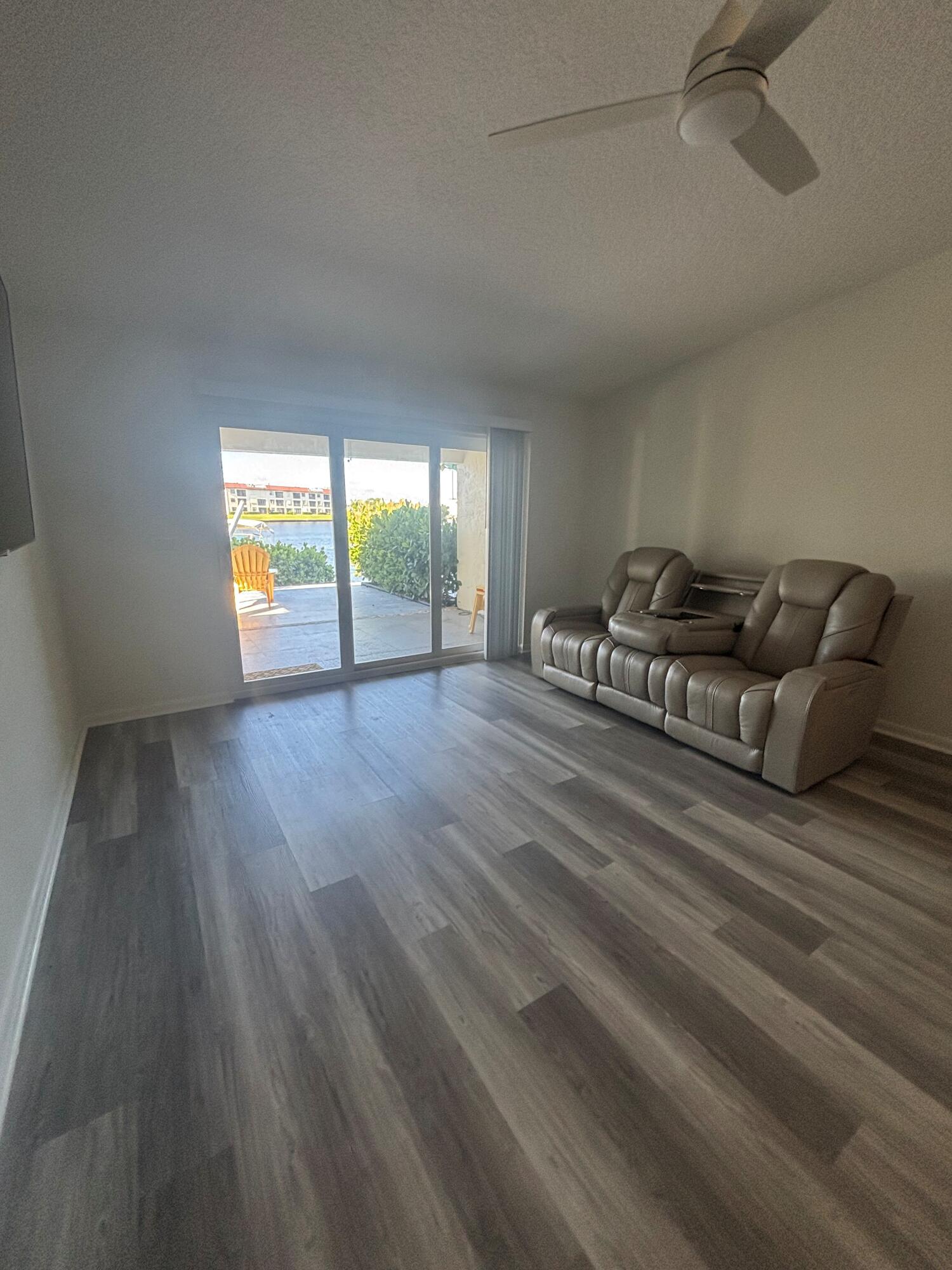 NORTH PALM BEACH VILLAGE OF - Residential Lease