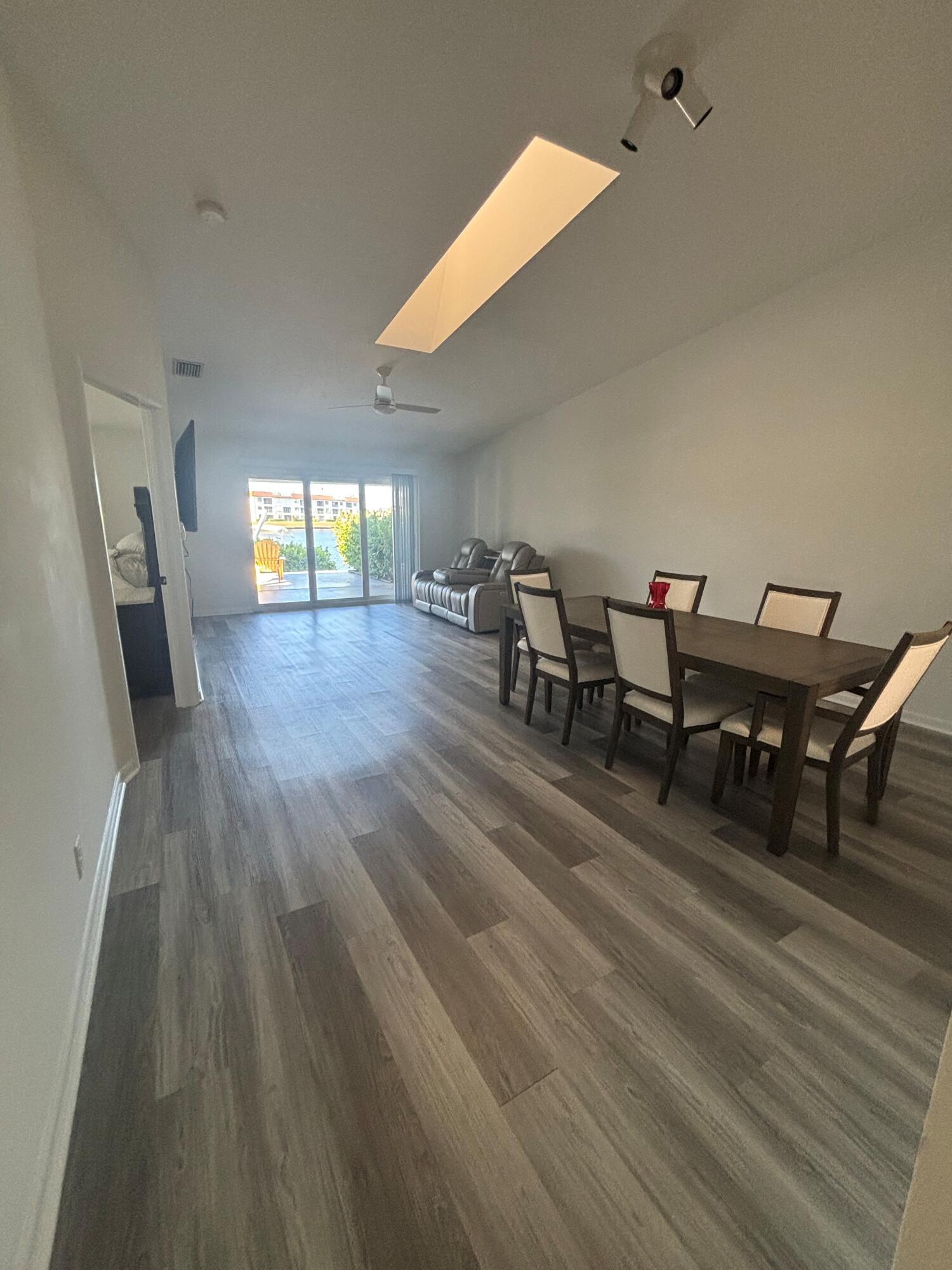 NORTH PALM BEACH VILLAGE OF - Residential Lease