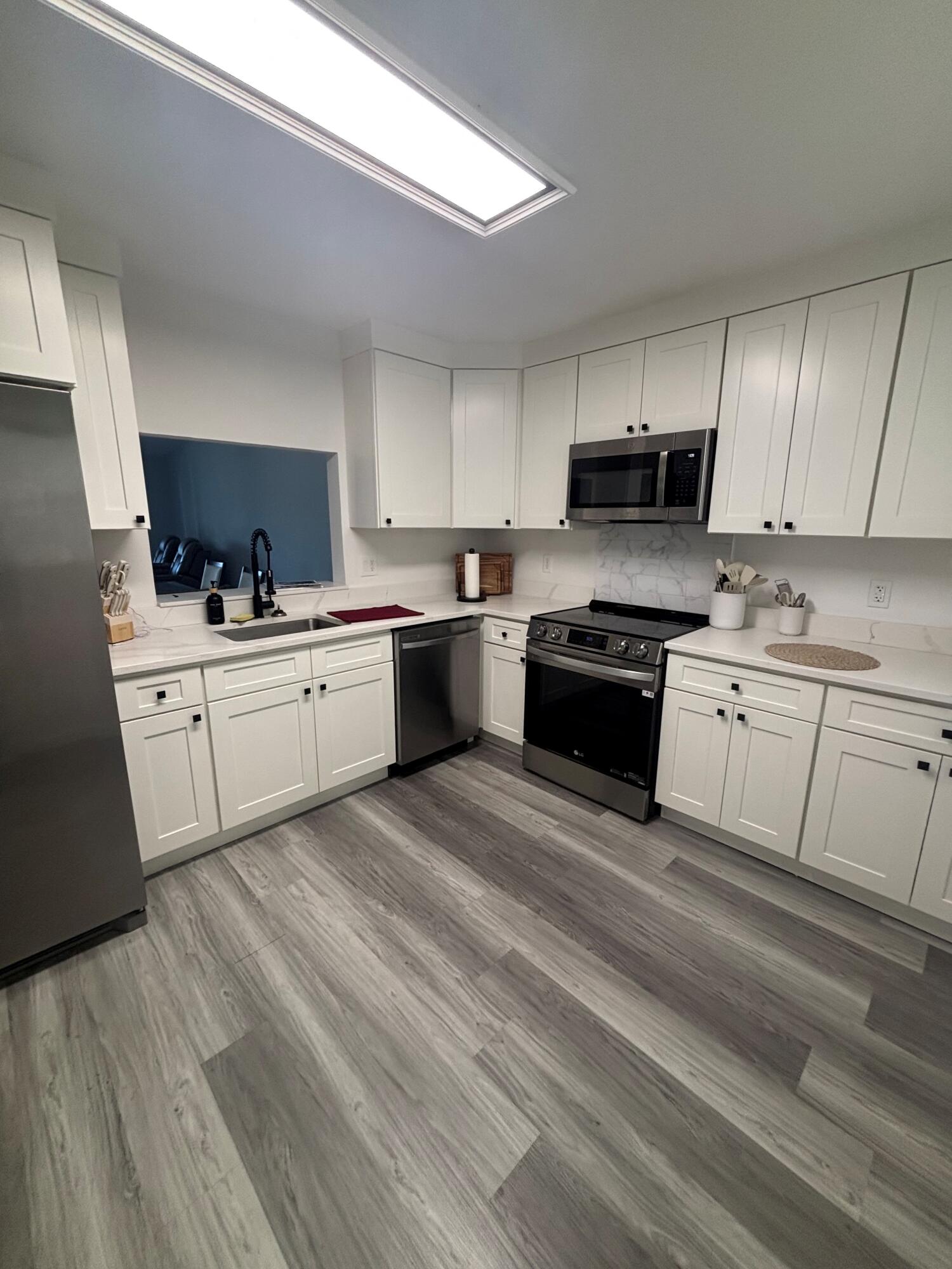 NORTH PALM BEACH VILLAGE OF - Residential Lease