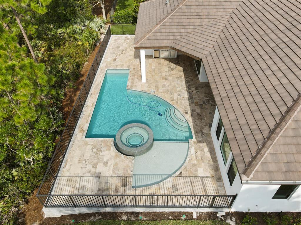 Medalist Club 01 - Residential