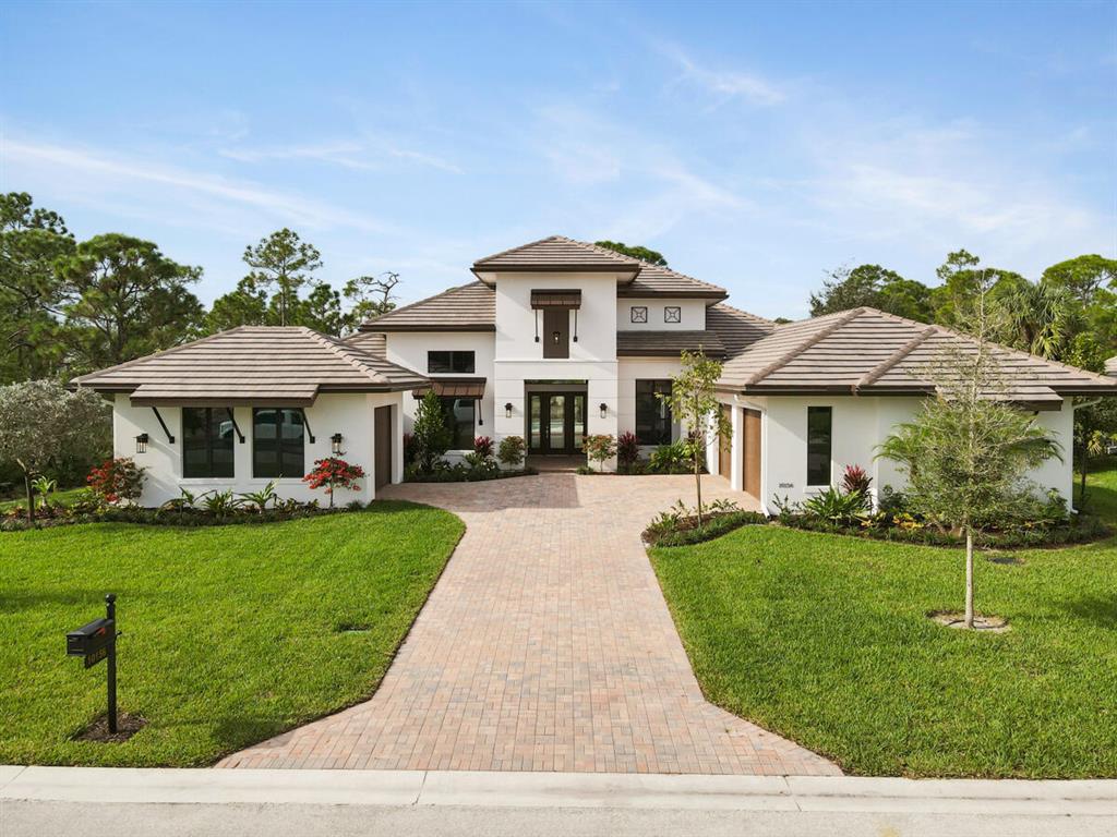 Medalist Club 01 - Residential