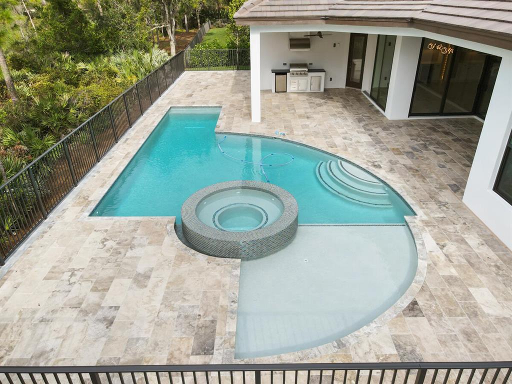 Medalist Club 01 - Residential