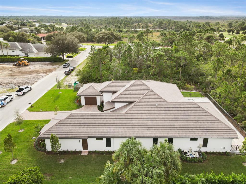 Medalist Club 01 - Residential