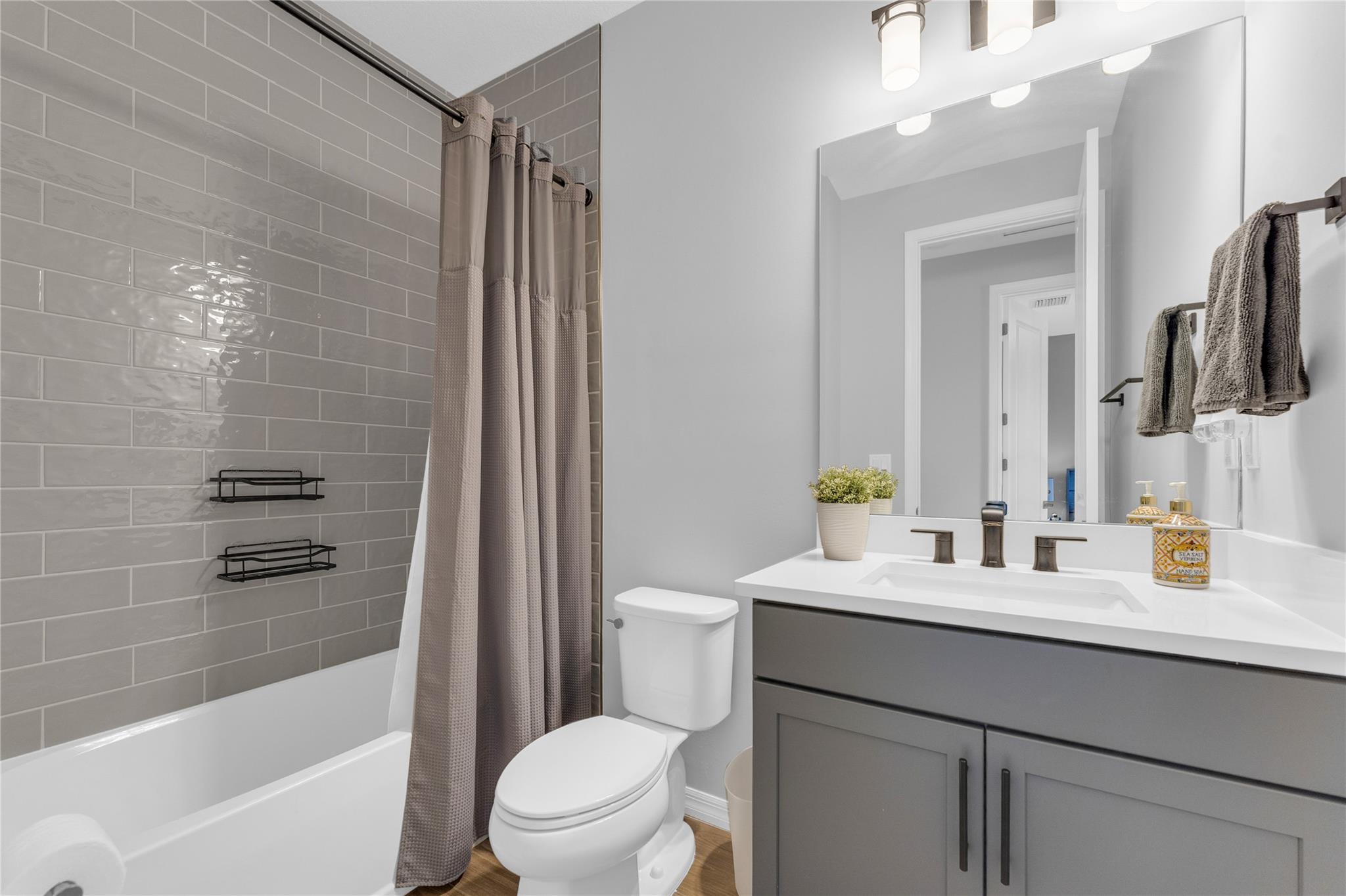 Oak Tree Prop Redev - Residential