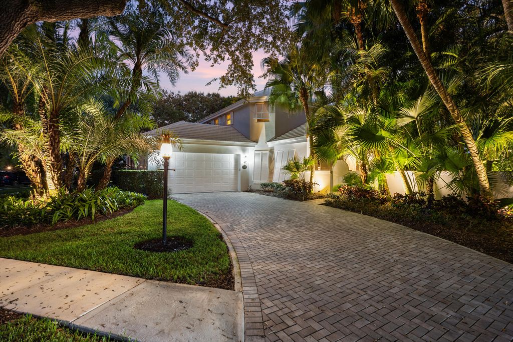 Photo of 14403 Cypress Island Circle, Palm Beach Gardens, FL 33410 (MLS # R11134917)