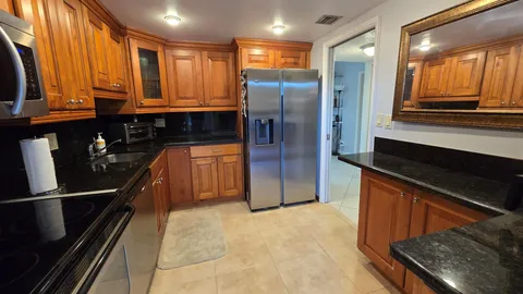 2661 S Course Drive Unit 201, Pompano Beach, FL 33069 - MLS#: R11057488
