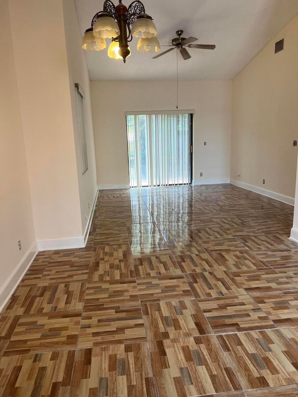 Photo of 6036 Strawberry Lakes Circle, Lake Worth, FL 33463 (MLS # R11038603)