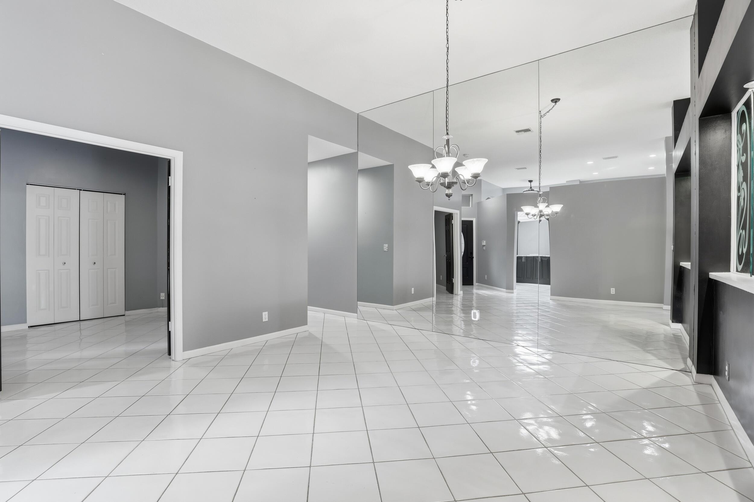 MONTEREY LAKE - Residential