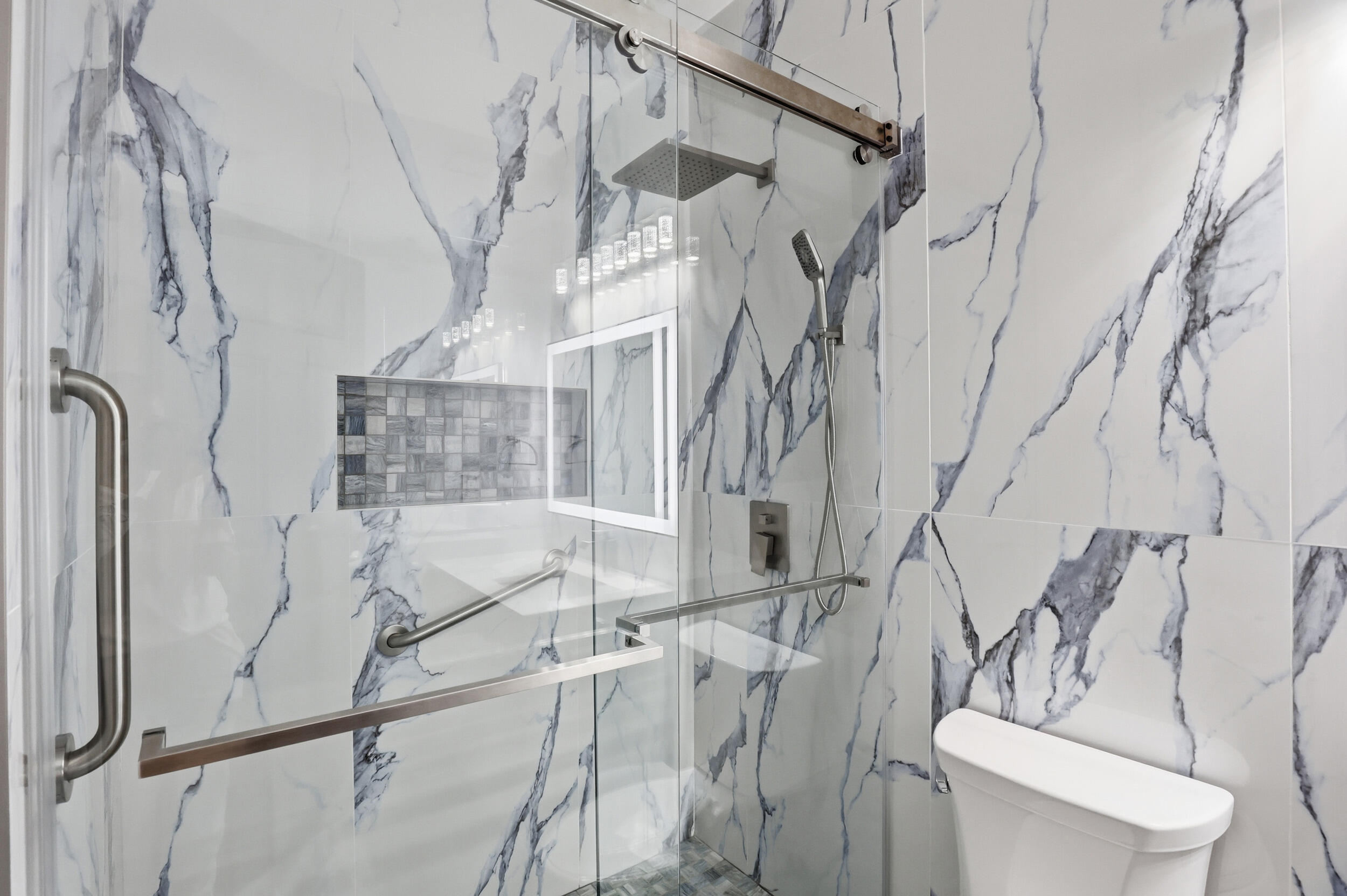 MONTEREY LAKE - Residential