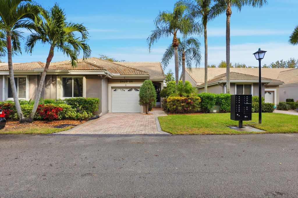 Photo of 5405 Monterey Circle #G, Delray Beach, FL 33484 (MLS # R11154073)