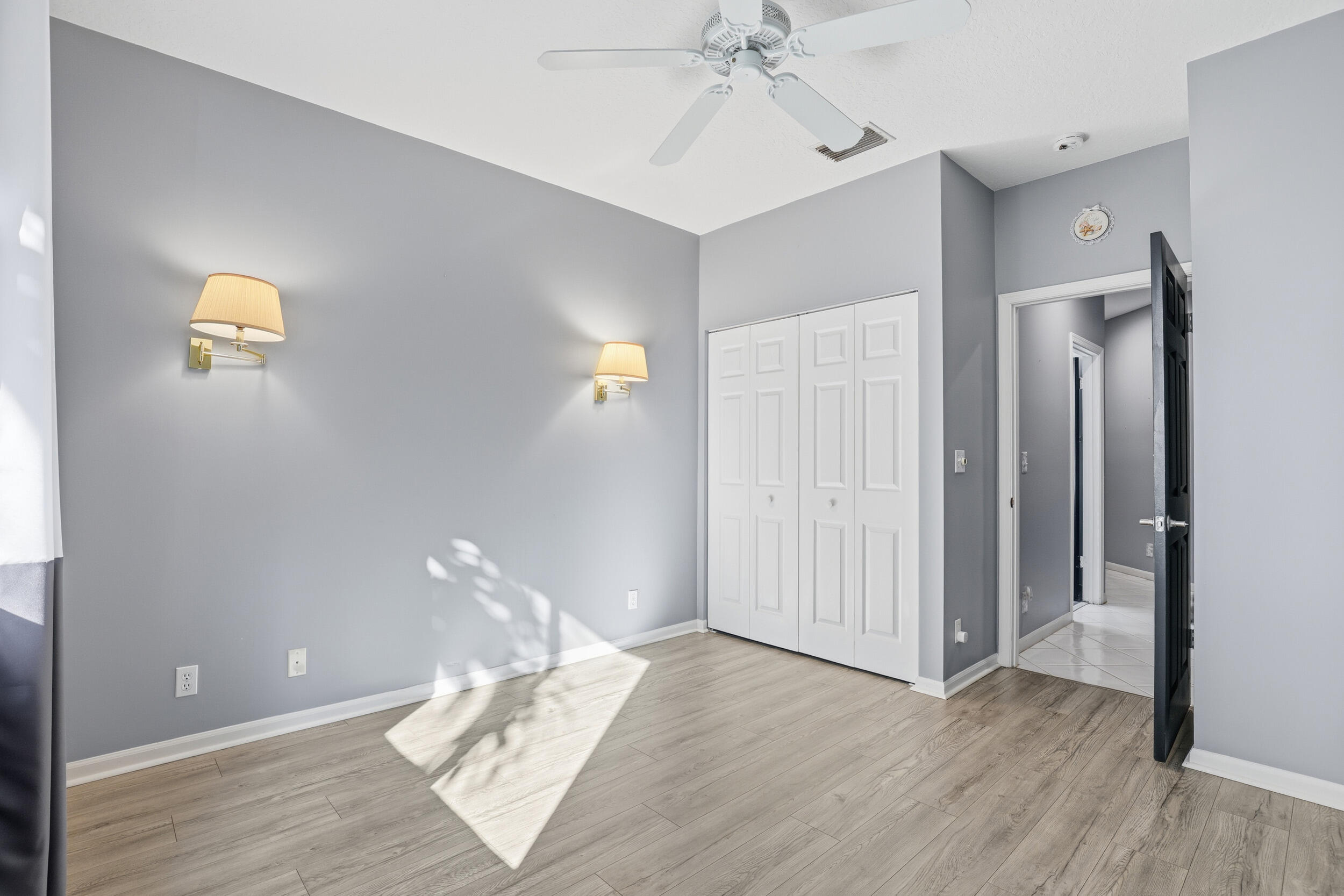 MONTEREY LAKE - Residential