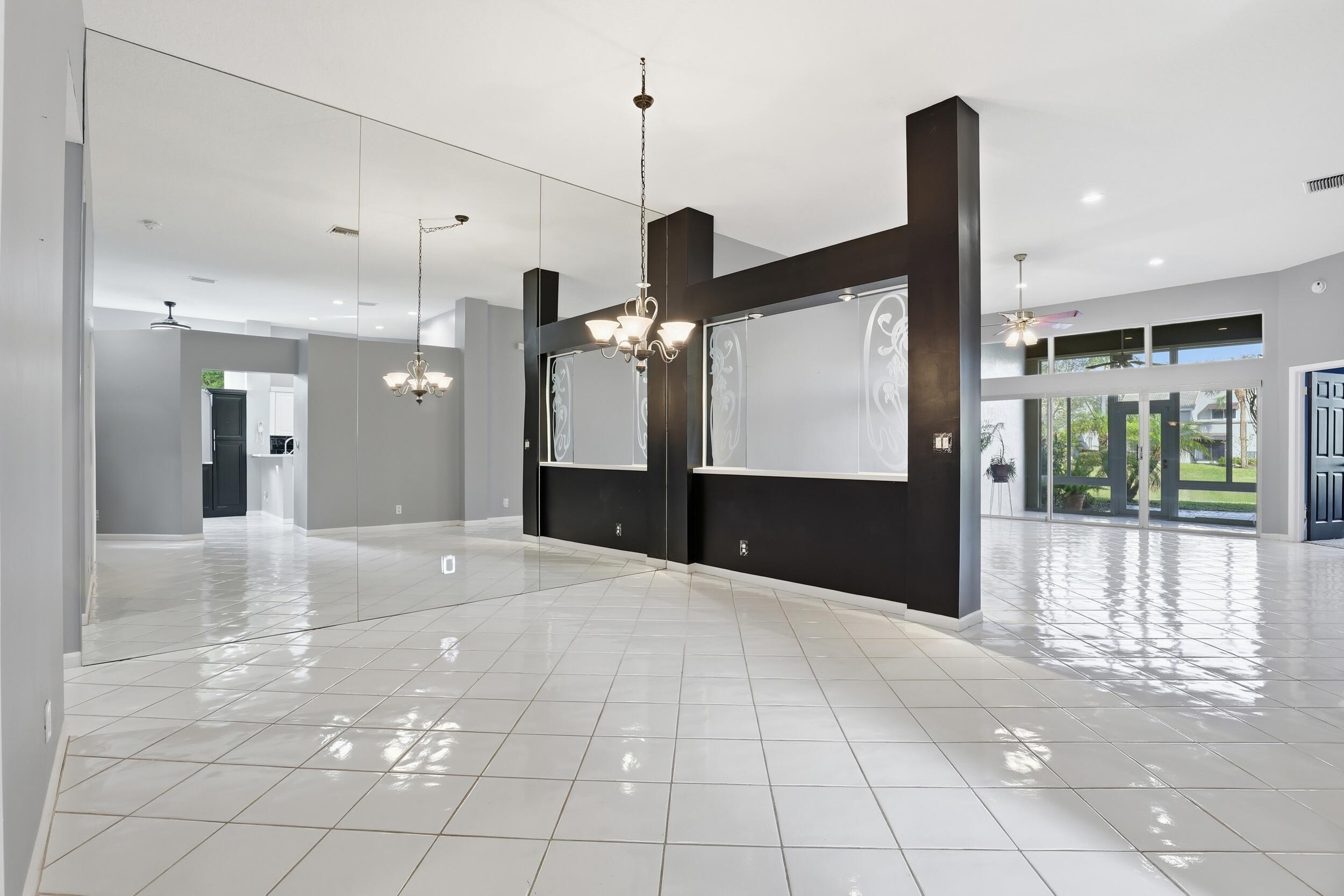 MONTEREY LAKE - Residential