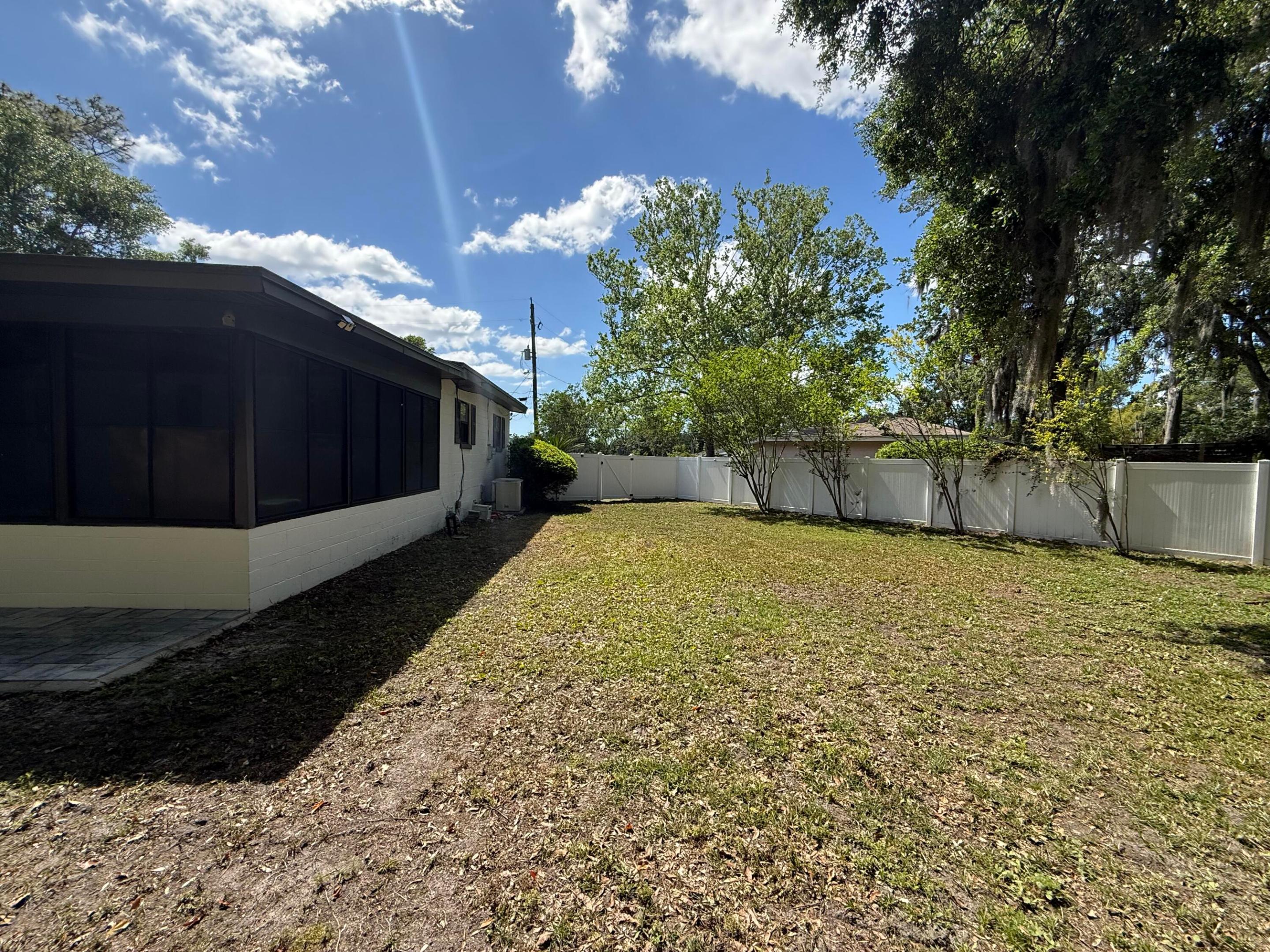 SANS SOUCI MANOR - Residential