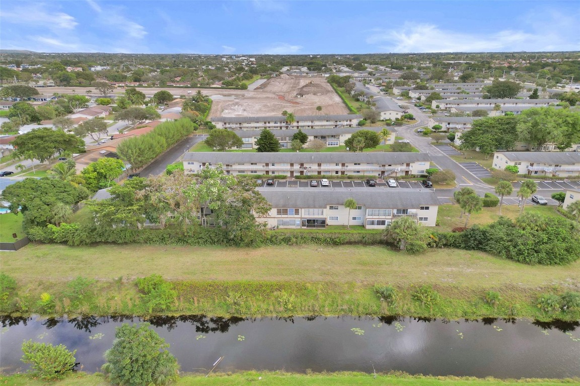 ORIOLE GARDENS II - Residential