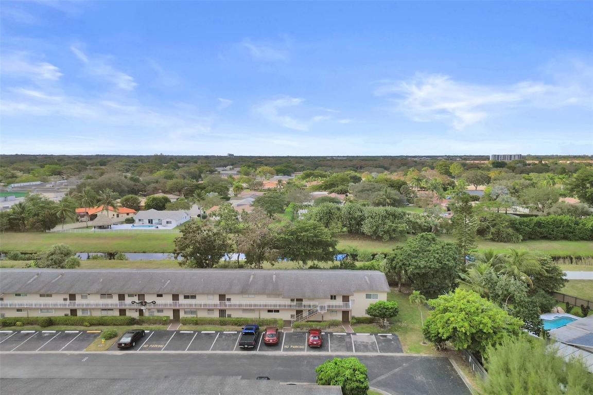 ORIOLE GARDENS II - Residential