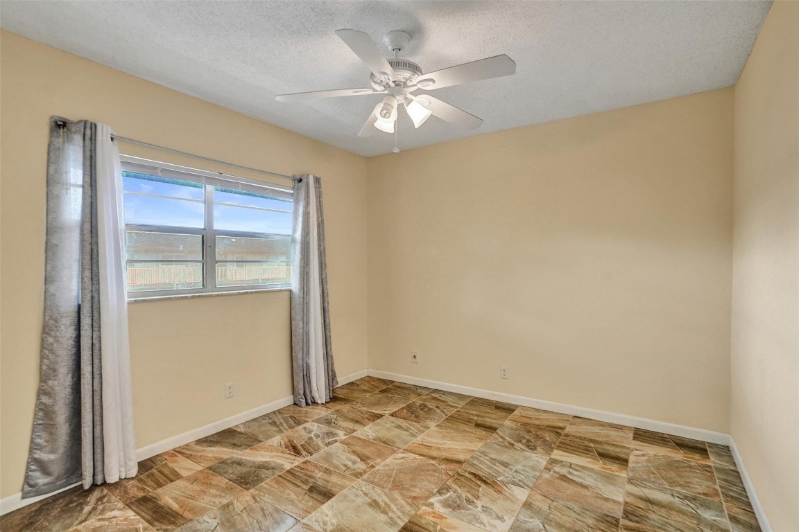 ORIOLE GARDENS II - Residential