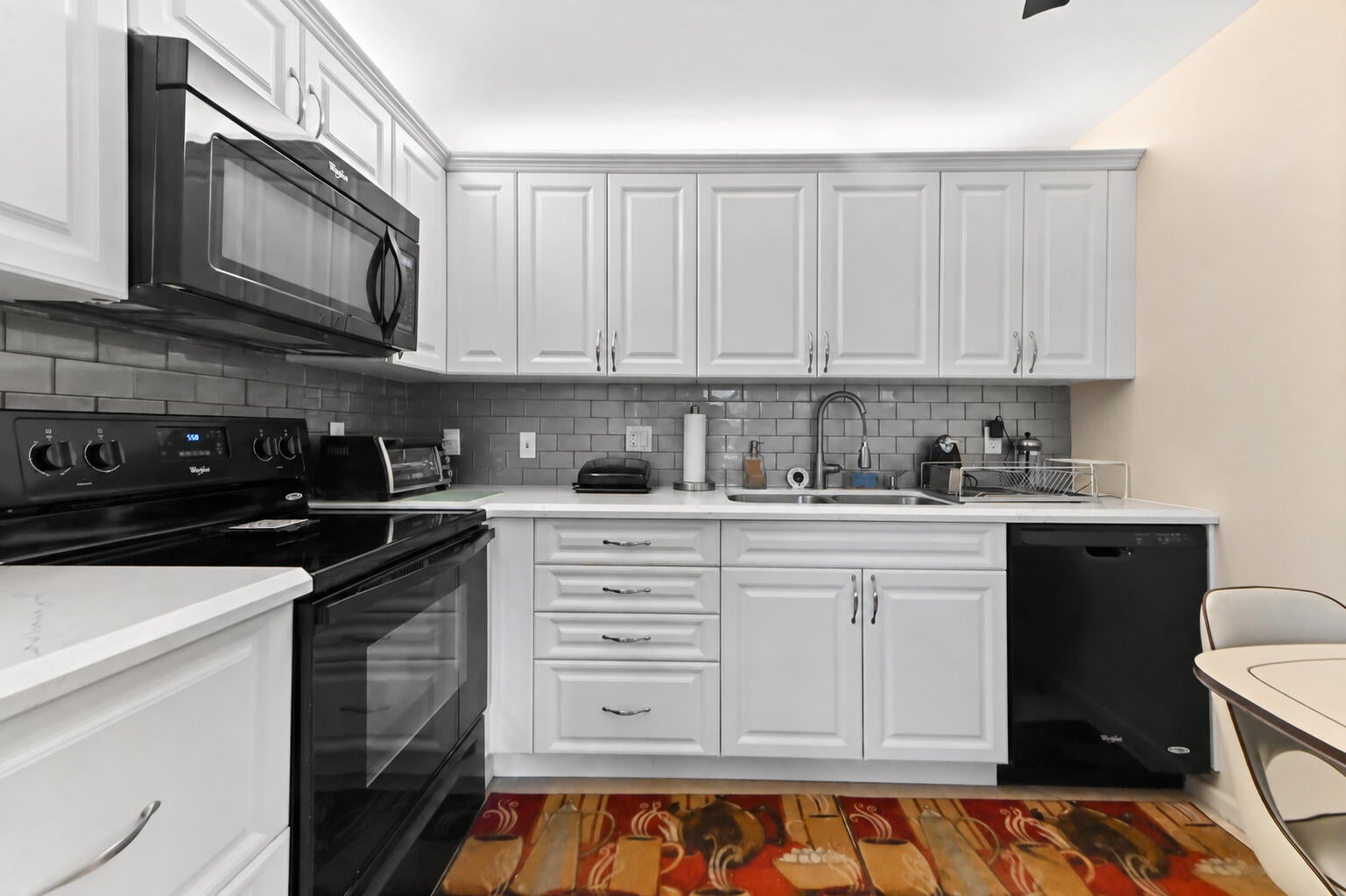 1052 Rexford C