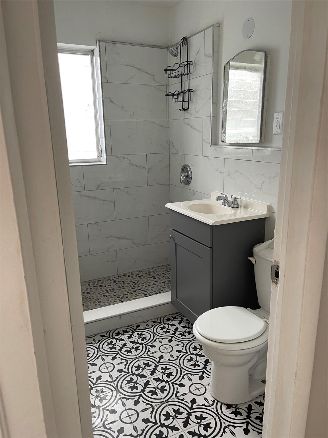 spacious unit. freshly painted and available. first floor. new bath. plenty of parking. fast approval