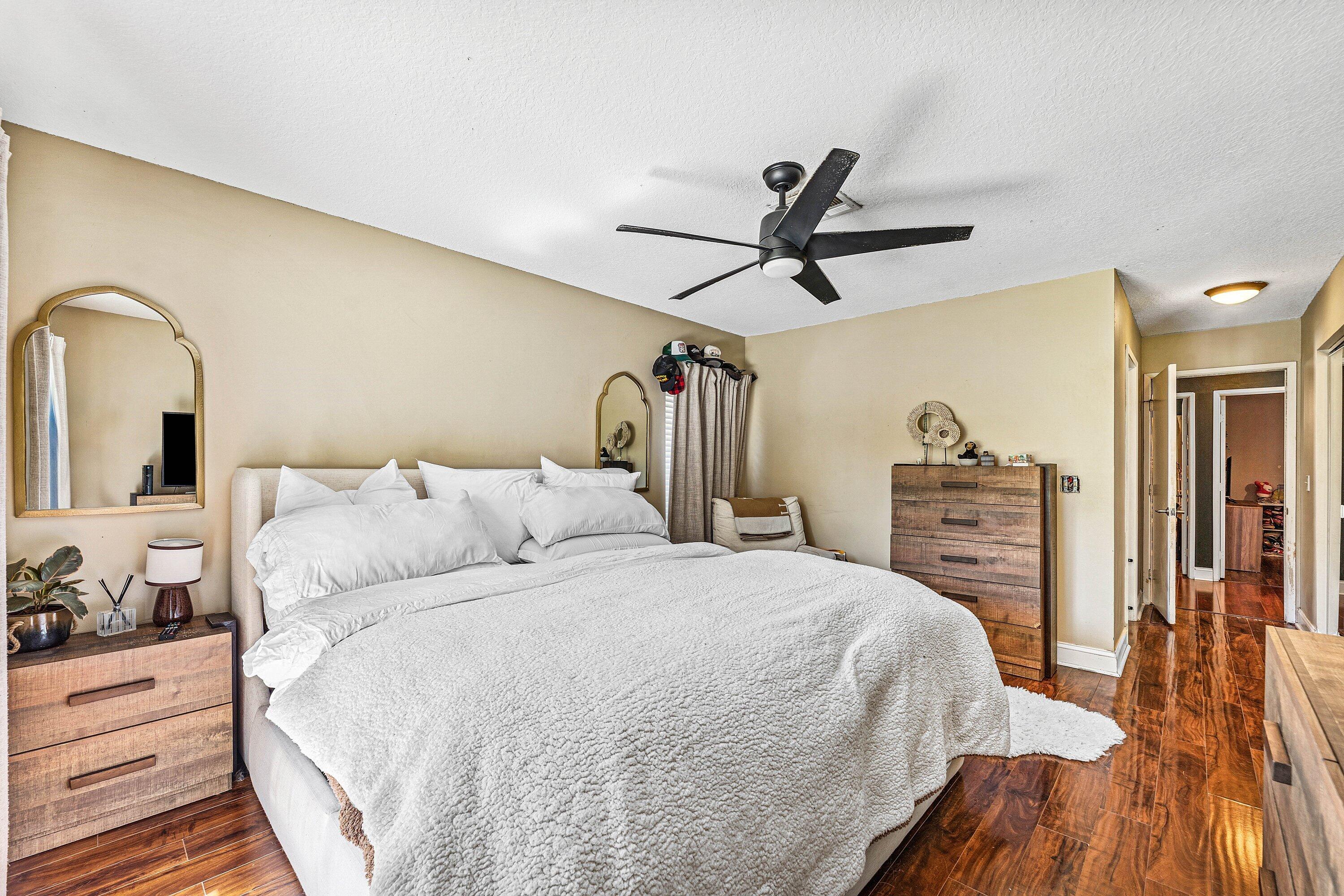 SKY LAKE 2 - Residential