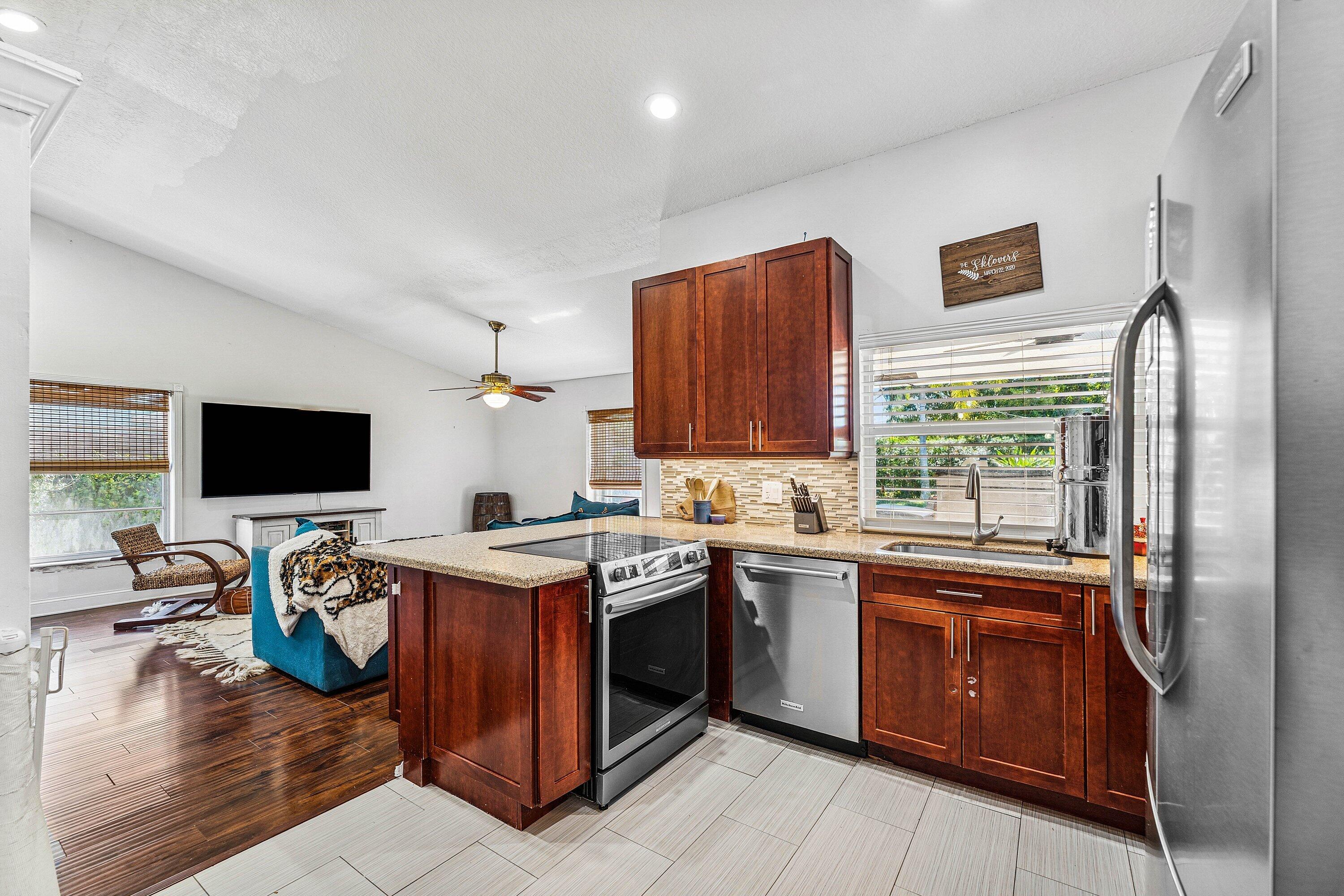 SKY LAKE 2 - Residential