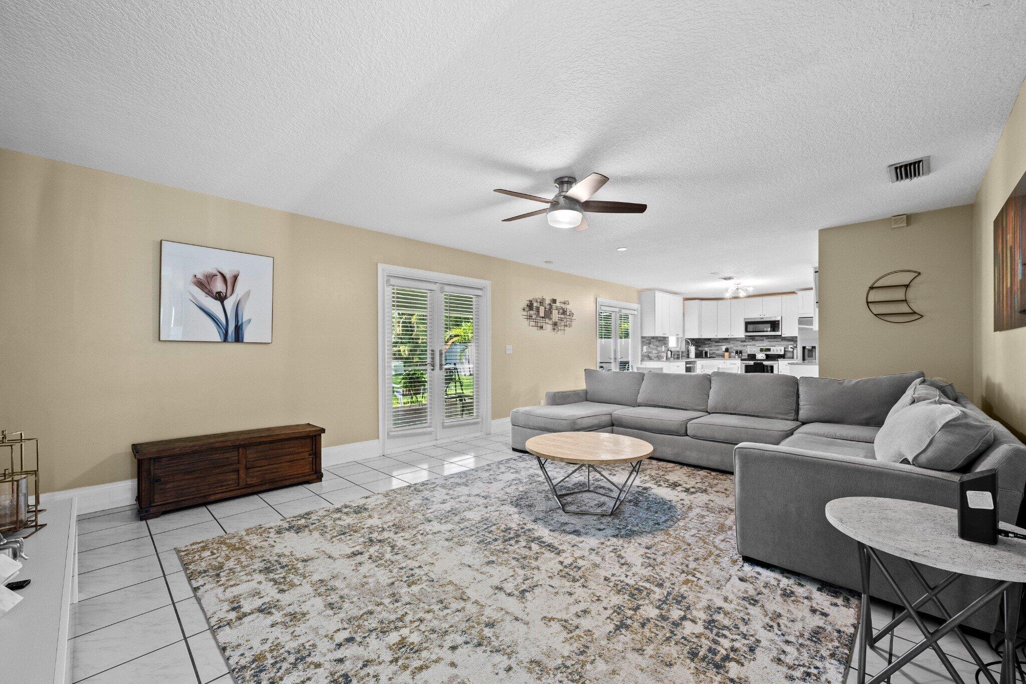 Properties 13724 Lilac Place