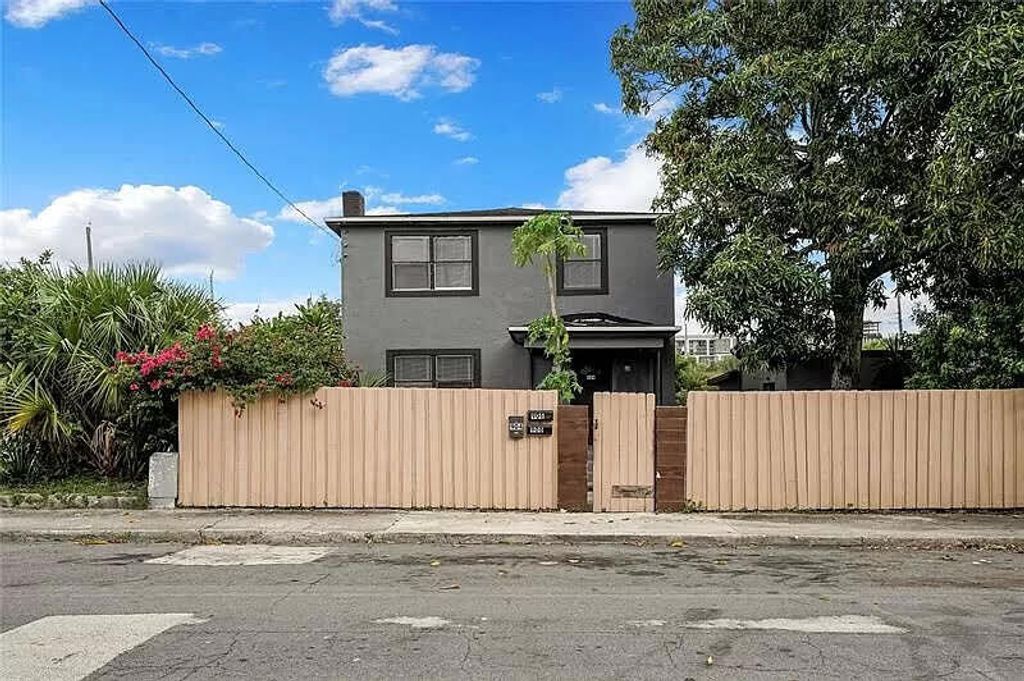 Photo of 904 4th Street, West Palm Beach, FL 33401 (MLS # B26009235)