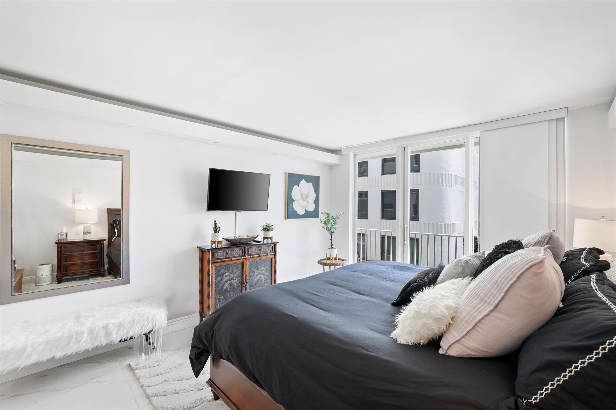 HORIZON EAST CONDO - Residential Lease