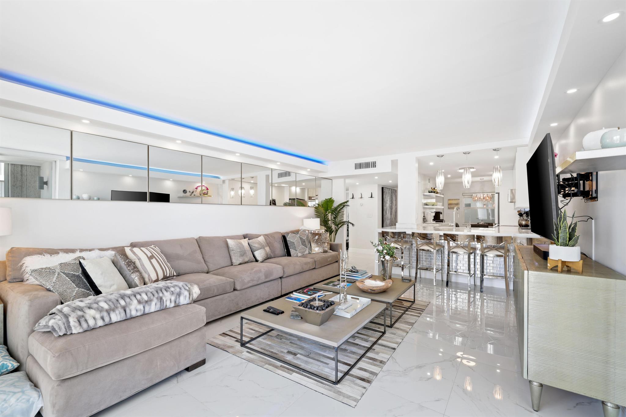 HORIZON EAST CONDO - Residential Lease