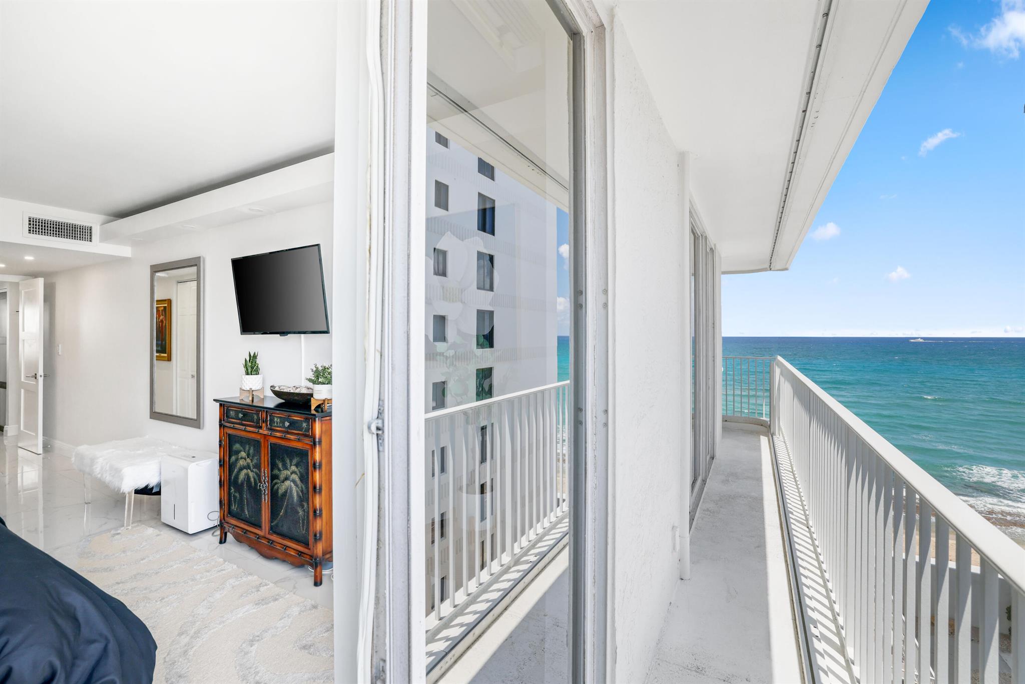 HORIZON EAST CONDO - Residential Lease