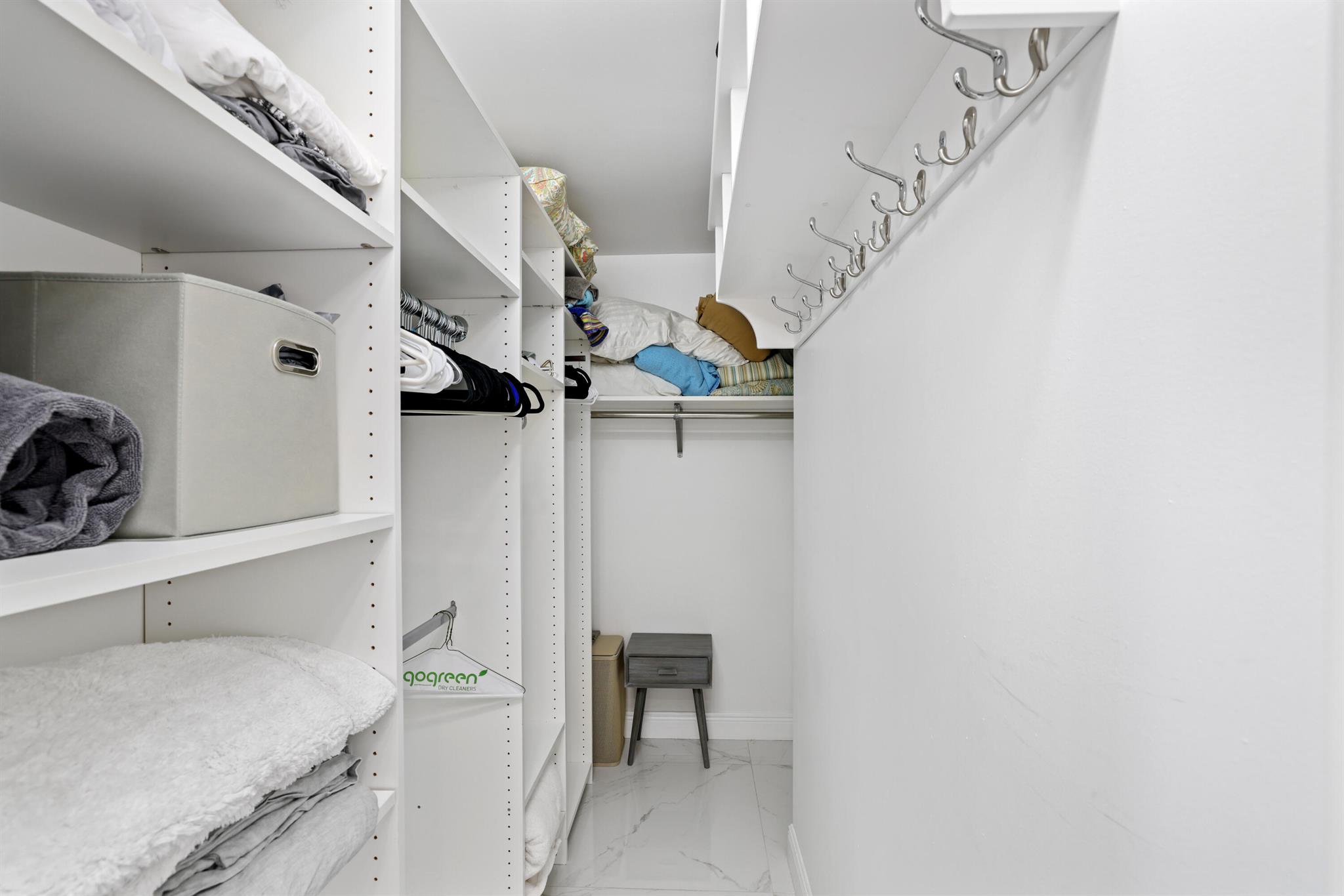 HORIZON EAST CONDO - Residential Lease