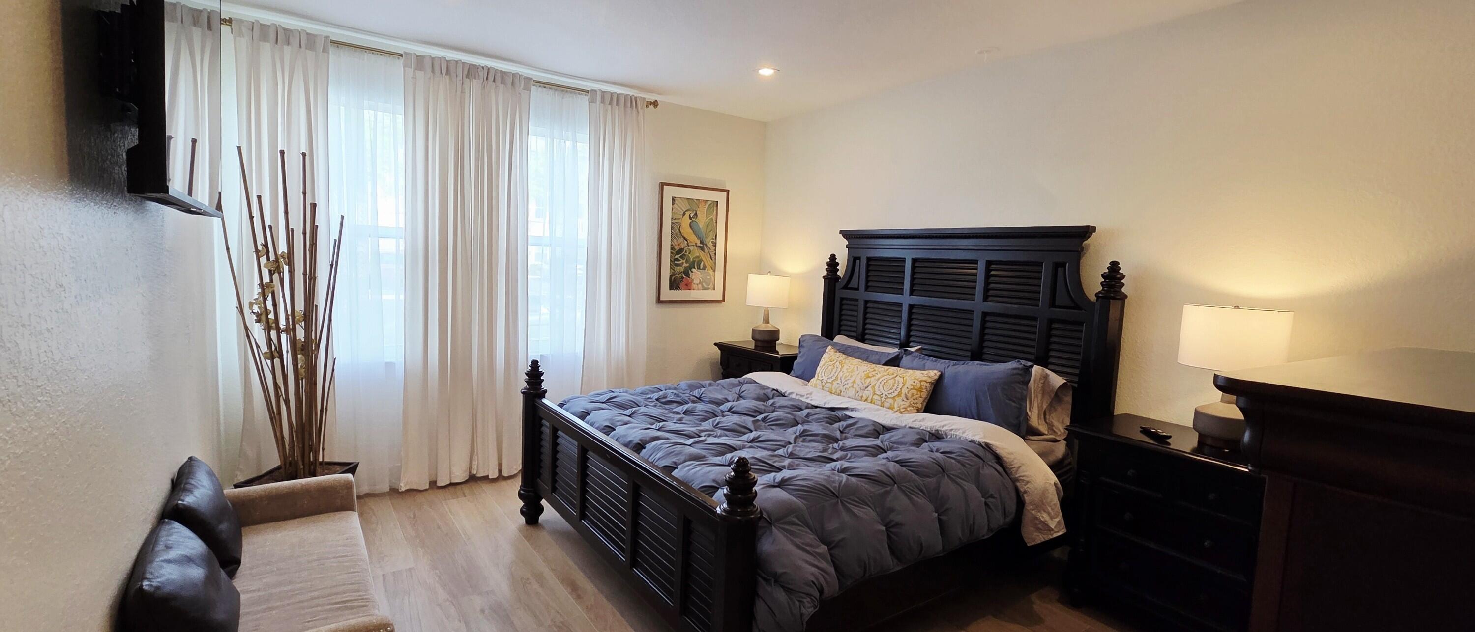 COURTYARDS THREE CONDO - Residential