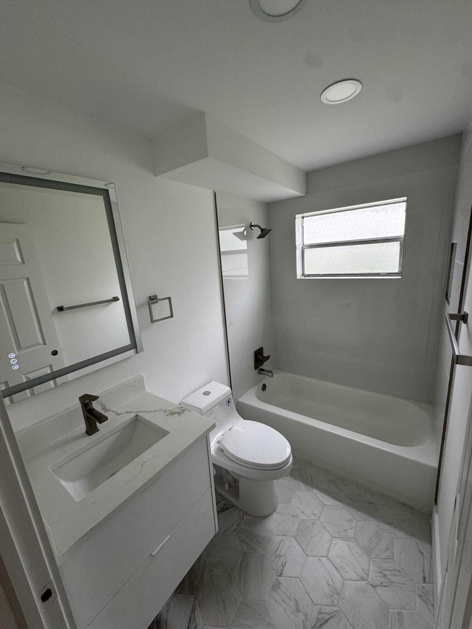 KINGS POINT TUSCANY CONDOS - Residential