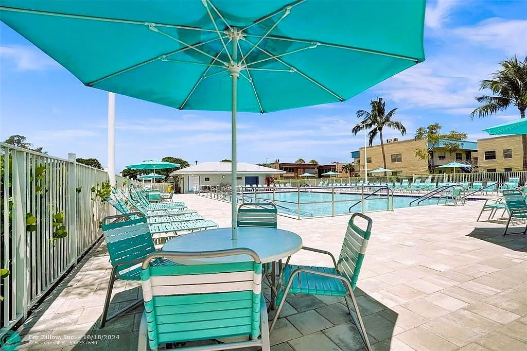 KINGS POINT TUSCANY CONDOS - Residential