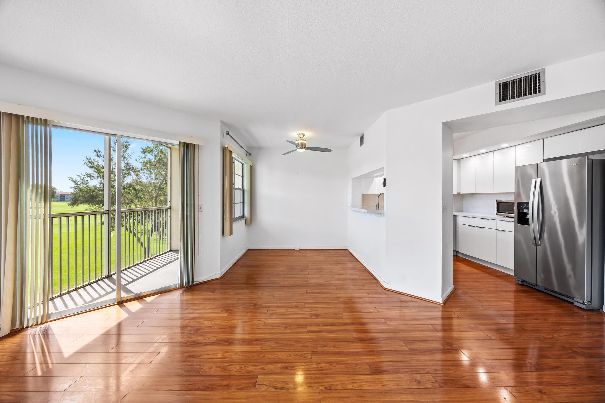 701 SW 128th Ave 302F, Pembroke Pines, FL, 33027/$169,900 3 701 SW 128th Ave 302F