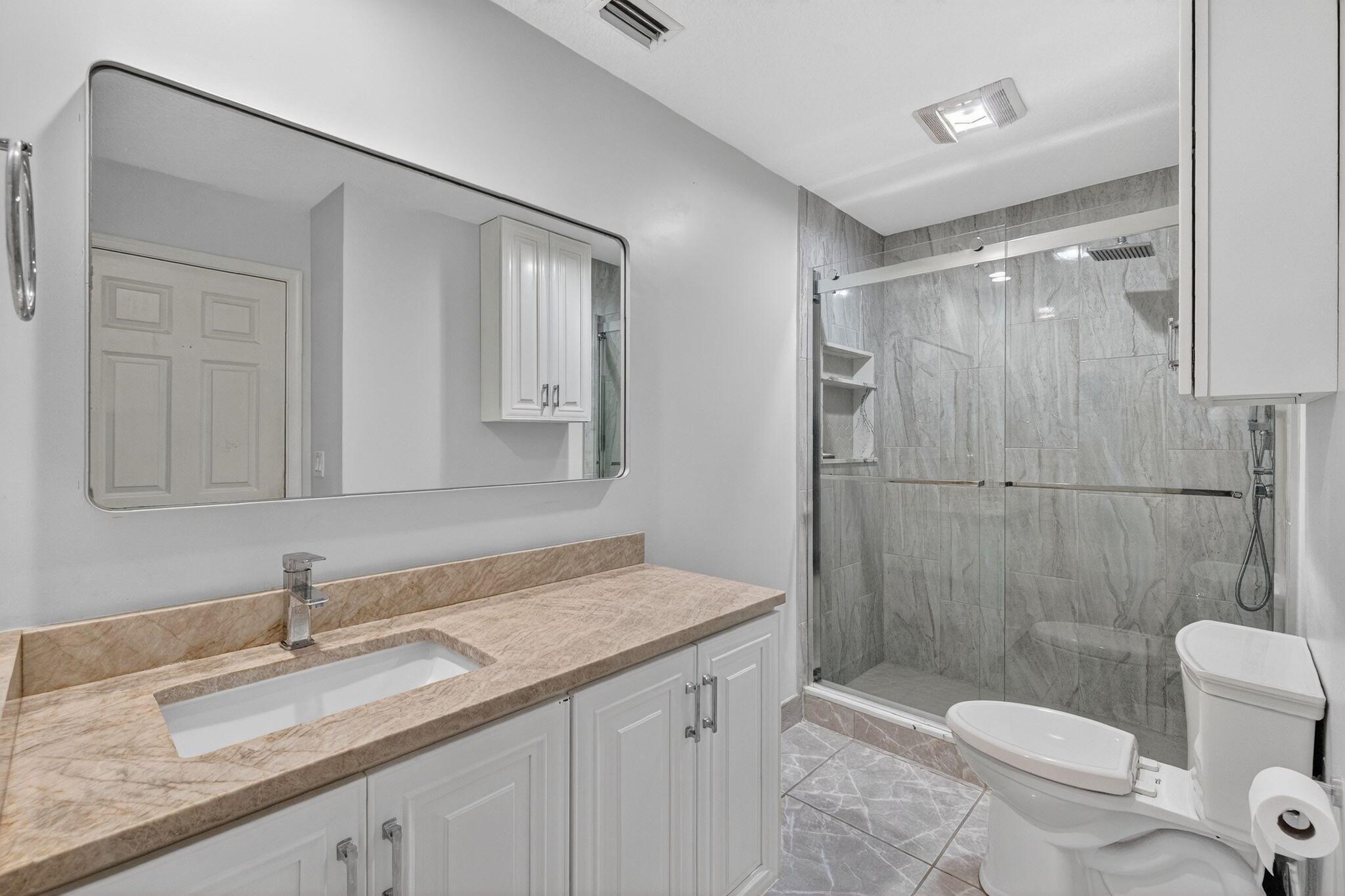 PALM BEACH FARMS - Residential