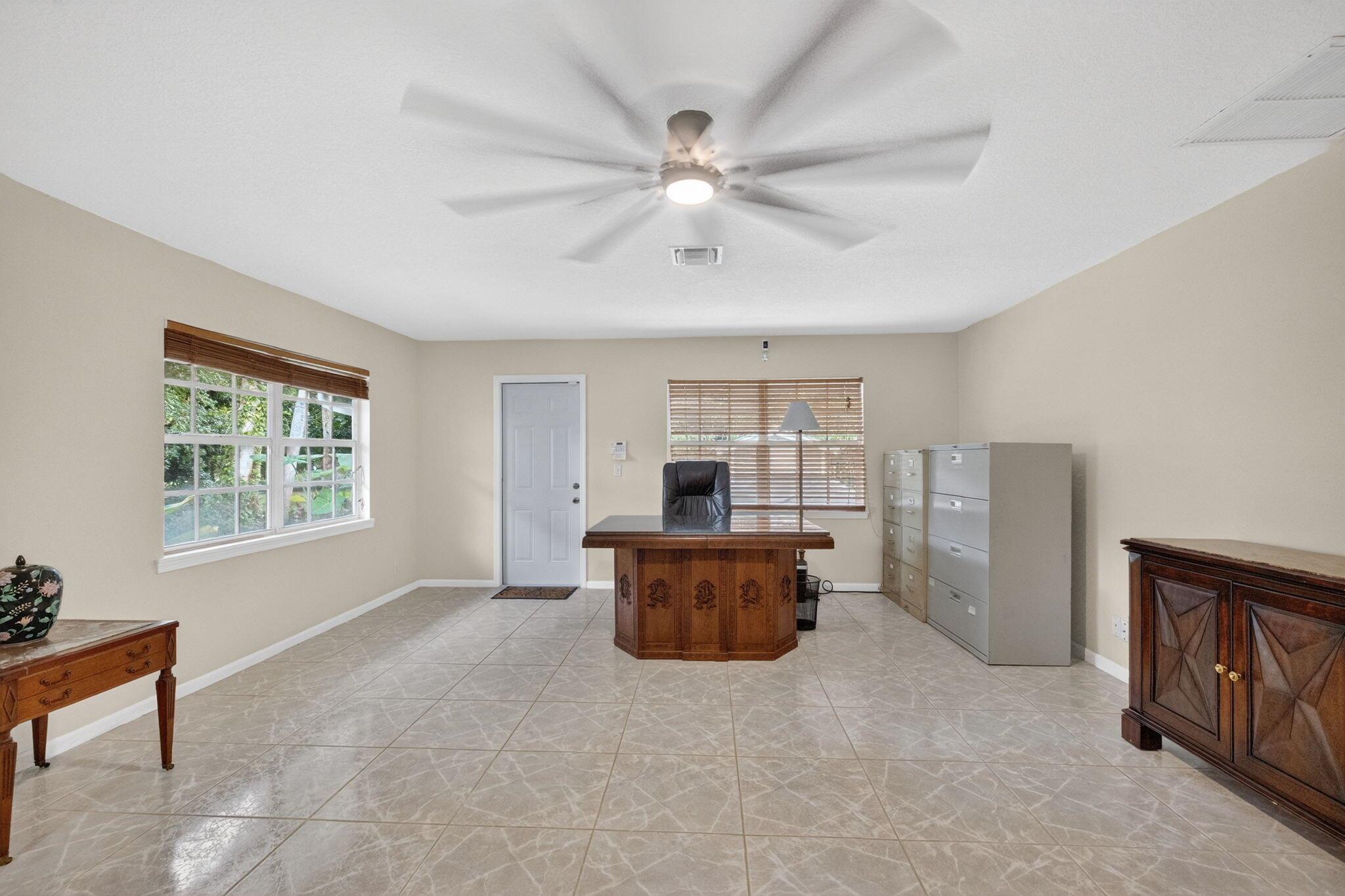 PALM BEACH FARMS - Residential