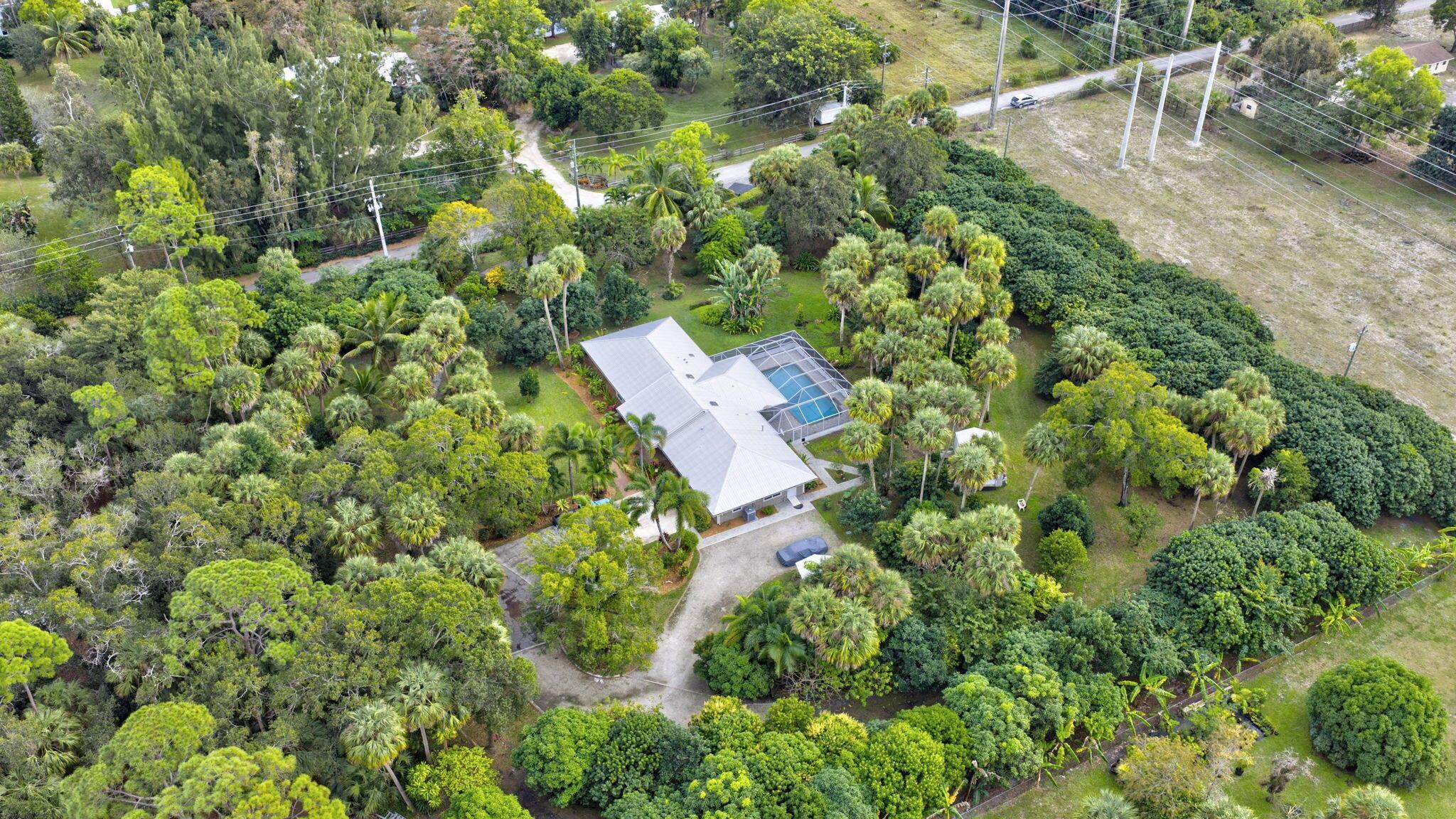 PALM BEACH FARMS - Residential