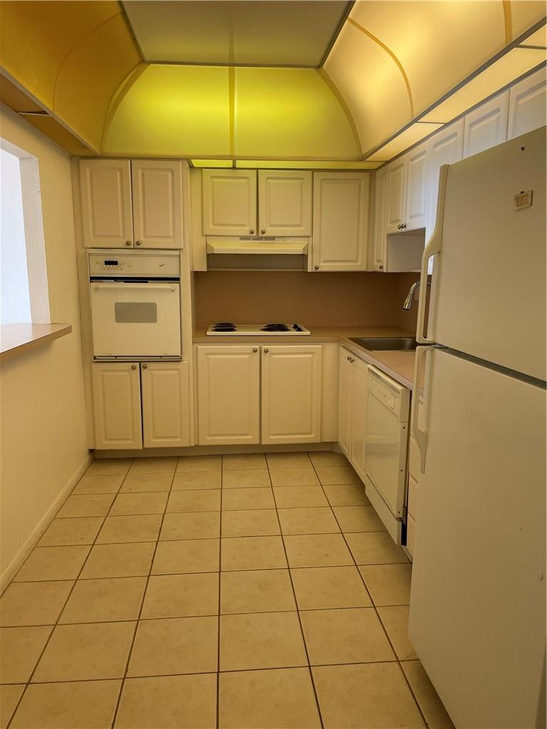 Oceanview Condo B - Residential