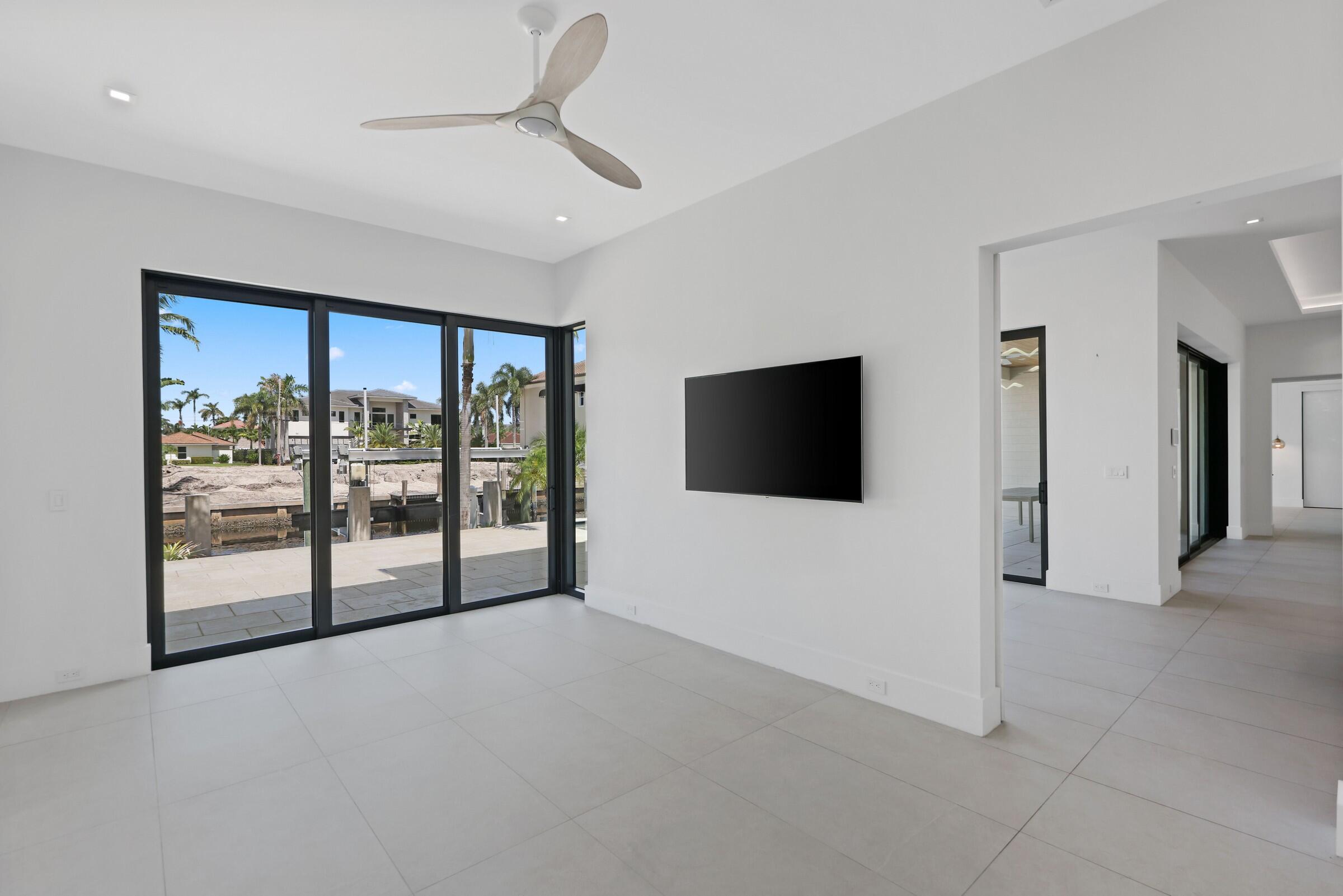 TROPIC ISLE 2ND SEC - Residential