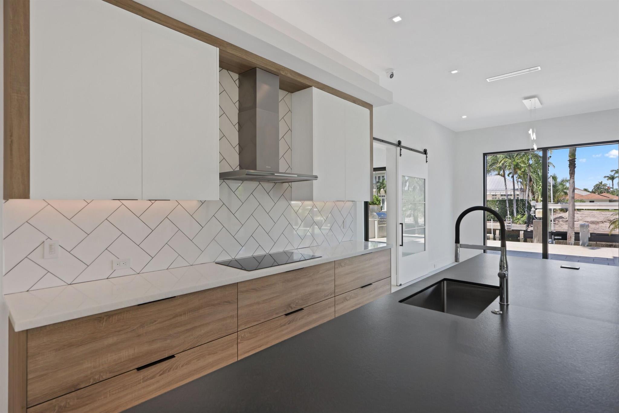 TROPIC ISLE 2ND SEC - Residential