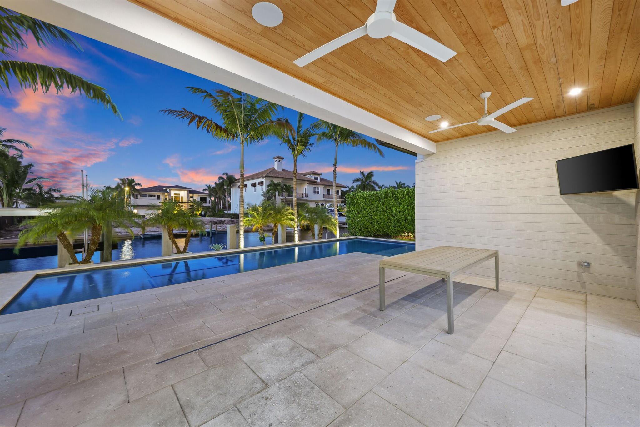 TROPIC ISLE 2ND SEC - Residential