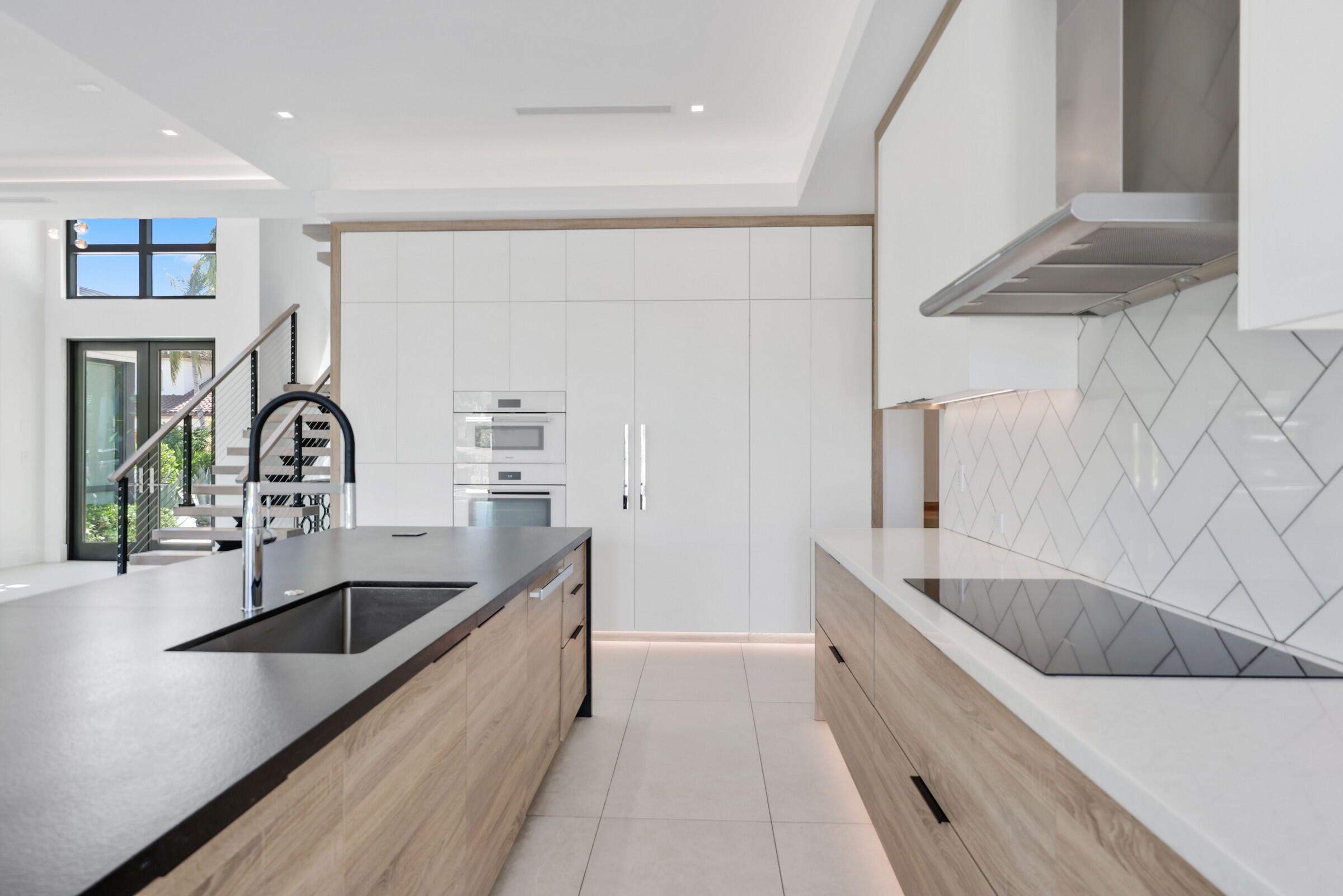 TROPIC ISLE 2ND SEC - Residential