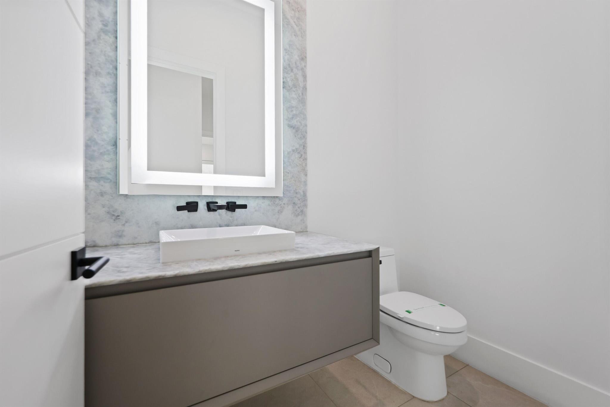 TROPIC ISLE 2ND SEC - Residential