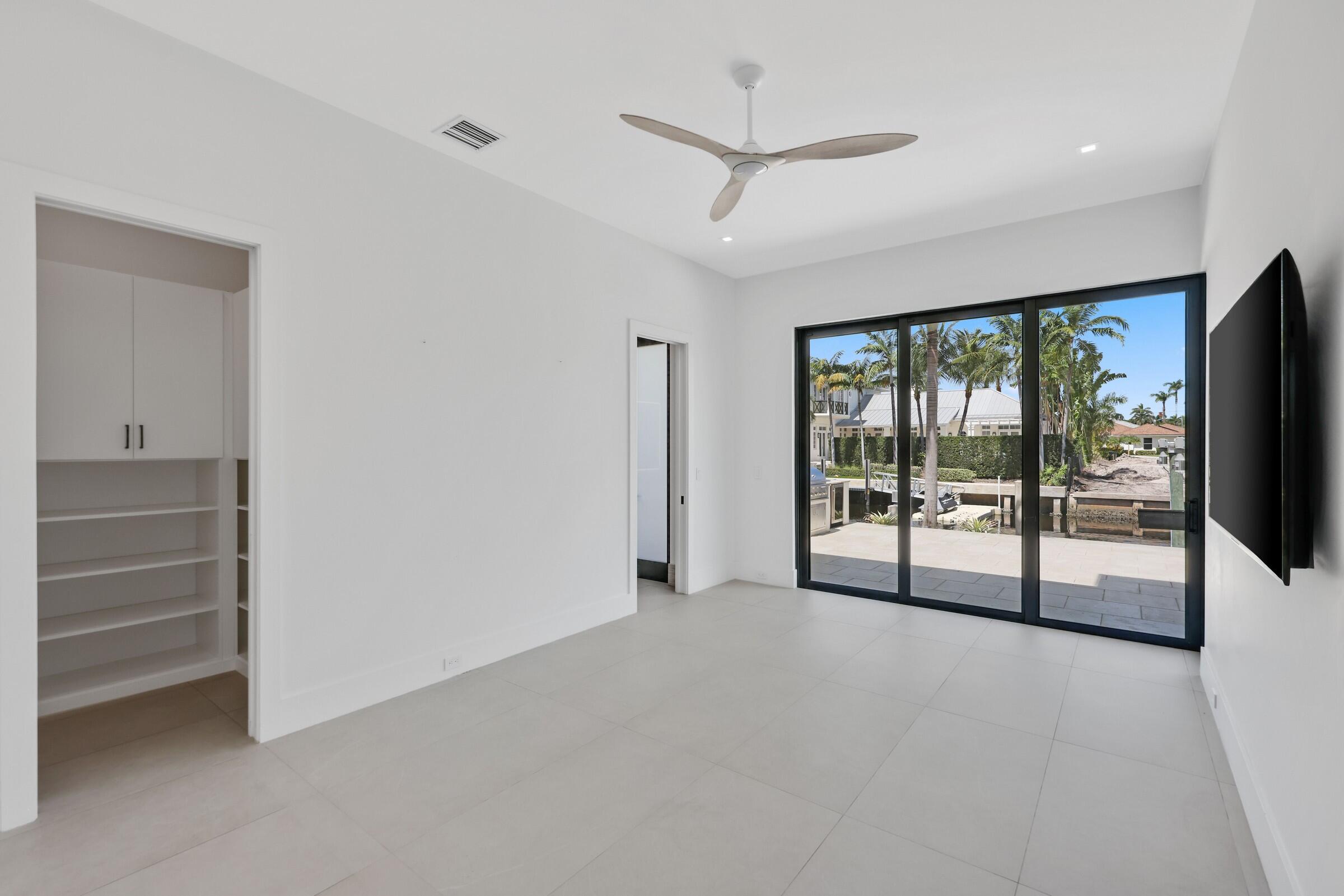 TROPIC ISLE 2ND SEC - Residential