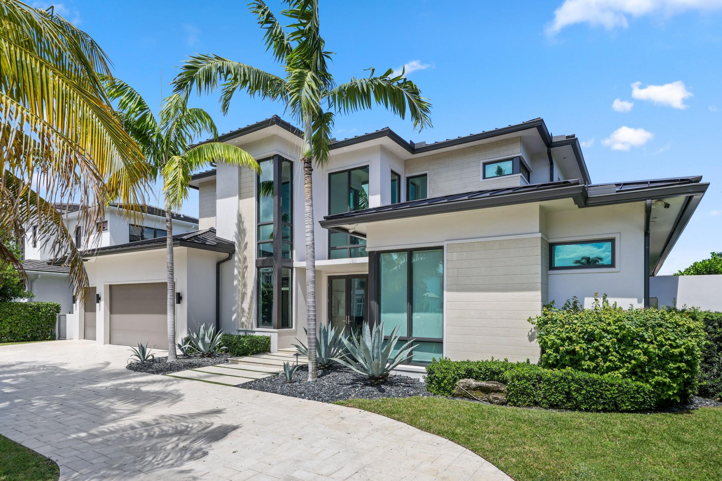 TROPIC ISLE 2ND SEC - Residential