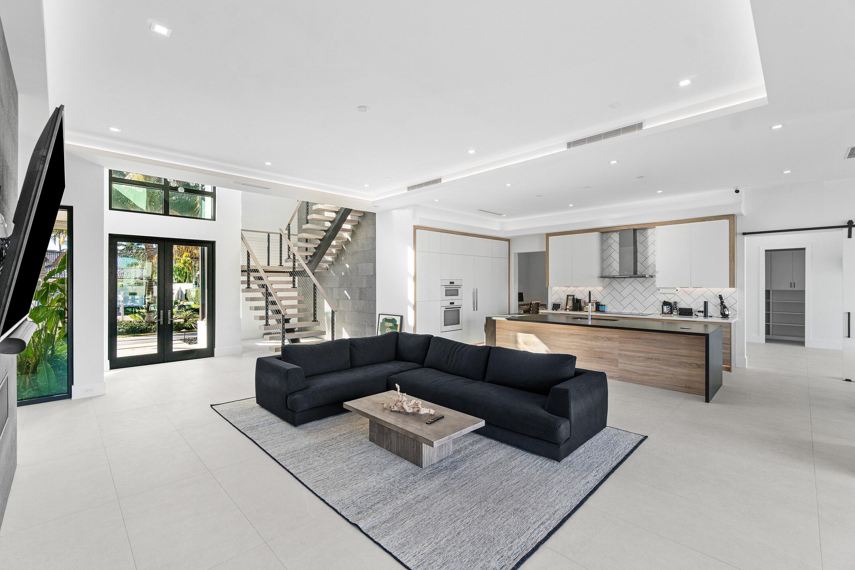 TROPIC ISLE 2ND SEC - Residential