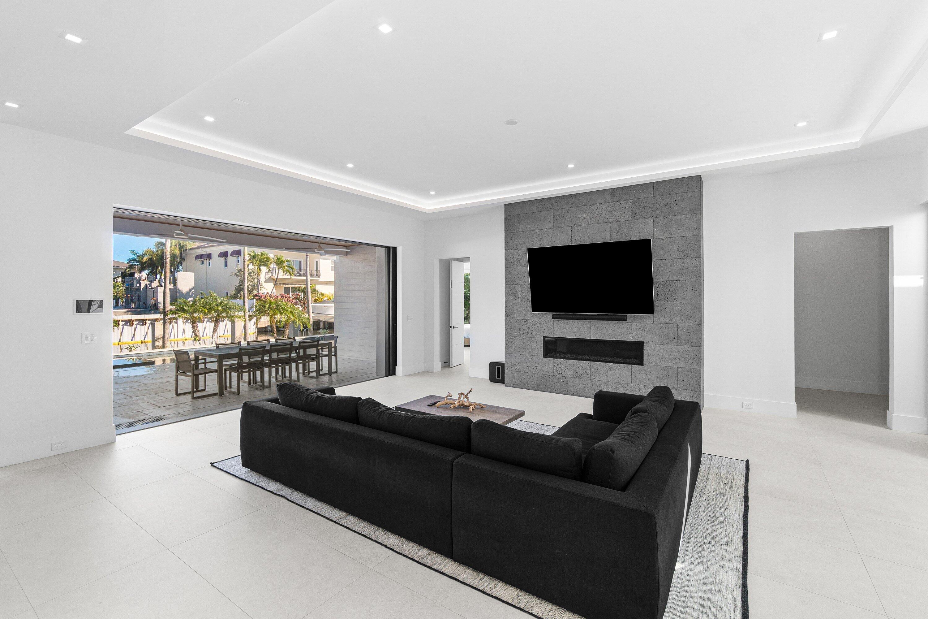 TROPIC ISLE 2ND SEC - Residential