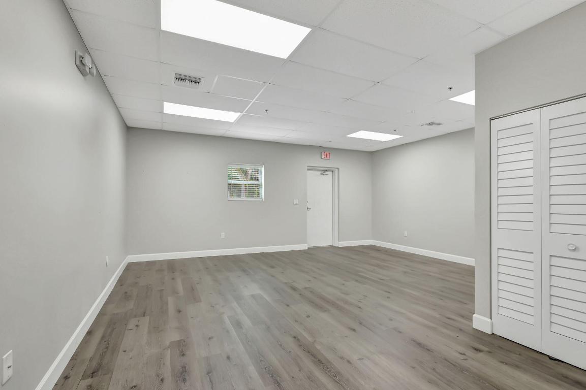 3801 Oleander Avenue 3803